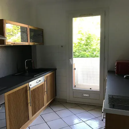 Les Palmiers Apartment *